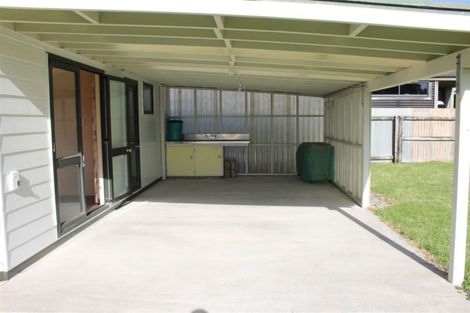 Photo of property in 79 Moana Street, Otaki Beach, Otaki, 5512