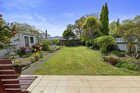 Photo of property in 4 Bristol Square, Hutt Central, Lower Hutt, 5010