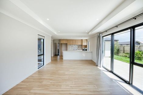 Photo of property in 27 Russell Lilley Drive, Rolleston, 7614