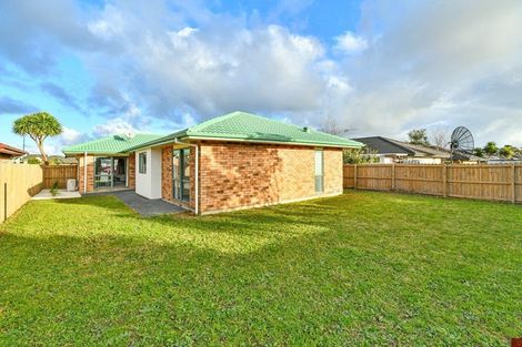 Photo of property in 10 Rock Daisy Crescent, Mangere, Auckland, 2022