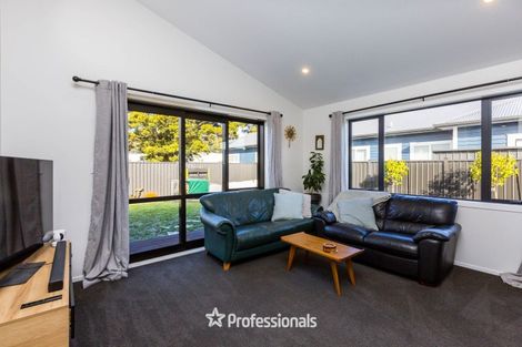 Photo of property in 31 Castletown Street, Wallaceville, Upper Hutt, 5018