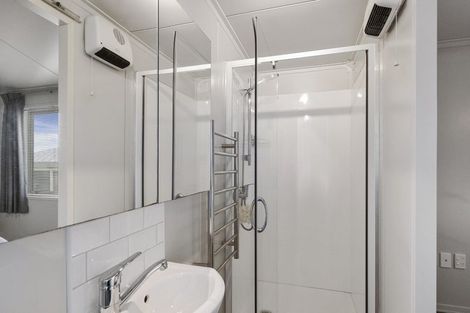 Photo of property in 3a Kingsbridge Drive, Burwood, Christchurch, 8083