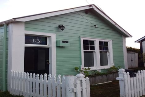 Photo of property in 13 Herald Terrace, Berhampore, Wellington, 6023