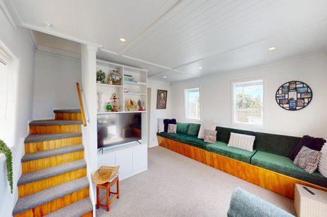 Photo of property in 112 Kahukura Avenue, Waitarere Beach, Levin, 5510