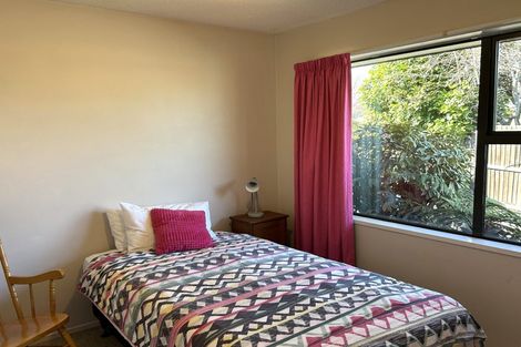 Photo of property in 1/16a Sayers Crescent, Ilam, Christchurch, 8041