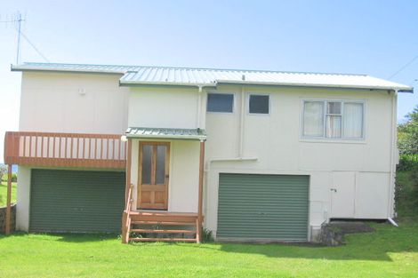 Photo of property in 140 Pipi Road, Whangamata, 3620