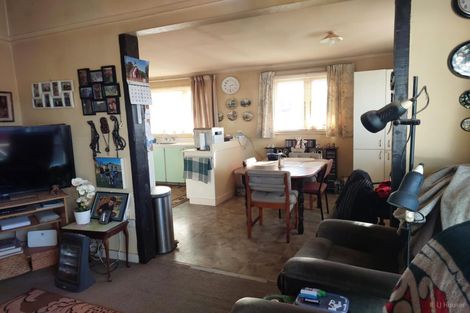 Photo of property in 5 Edward Street, Waimate, 7924