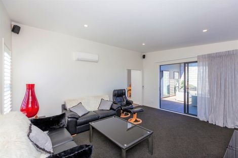 Photo of property in 45 Hudson Place, Paraparaumu, 5032