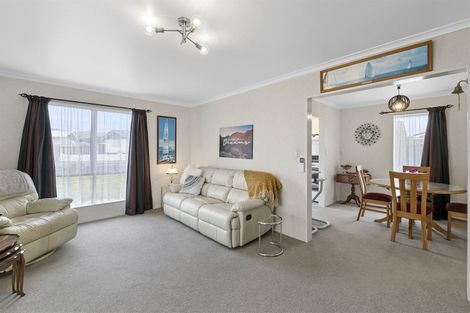 Photo of property in 3 Rimu Street, Levin, 5510
