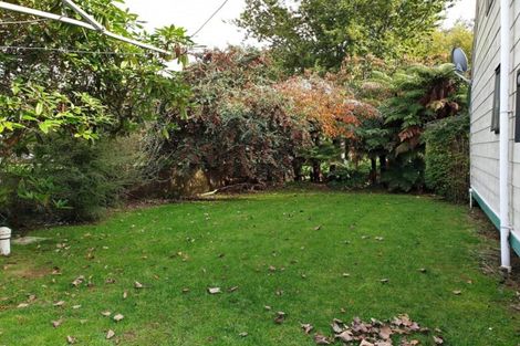 Photo of property in 28 Castle Street, Eltham, 4322