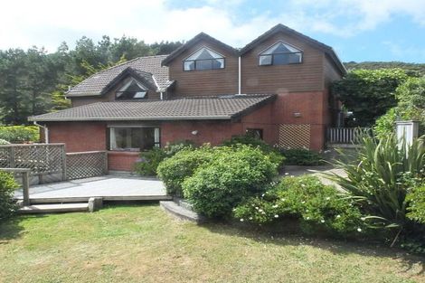 Photo of property in 51 David Crescent, Karori, Wellington, 6012