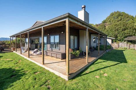 Photo of property in 108 Acacia Heights Drive, Acacia Bay, Taupo, 3385