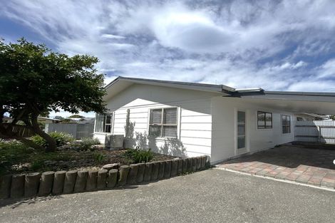 Photo of property in 2/17 Ranfurly Street, Tamatea, Napier, 4112