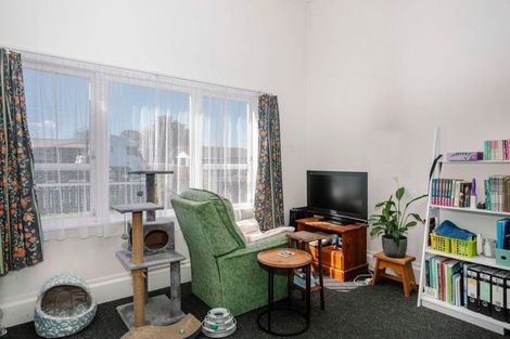 Photo of property in 66 Allardice Street, Dannevirke, 4930