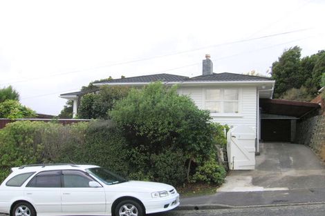 Photo of property in 7 Catherine Crescent, Paparangi, Wellington, 6037