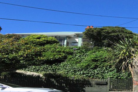 Photo of property in 16 Lawrence Street, Newtown, Wellington, 6021