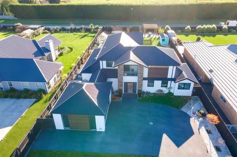 Photo of property in 46 Luxembourg Crescent, Halswell, Christchurch, 8025