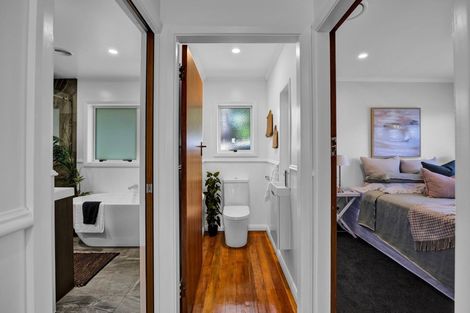 Photo of property in 137/1b Seaview Road, Westown, New Plymouth, 4310