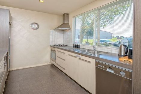 Photo of property in 24 Zabeel Crescent, Takanini, 2112