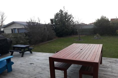 Photo of property in 38 Catlins Crescent, Milson, Palmerston North, 4414