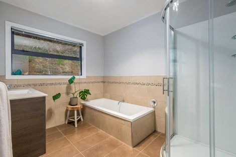 Photo of property in 132 Navigation Drive, Whitby, Porirua, 5024