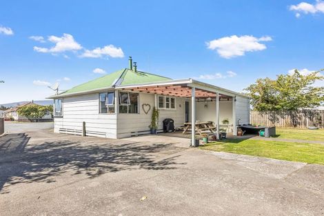 Photo of property in 5 Scanlon Place, Westport, 7825