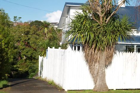 Photo of property in 18 Masefield Street, Cockle Bay, Auckland, 2014