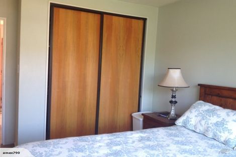 Photo of property in 2/79 Saint James Avenue, Papanui, Christchurch, 8053