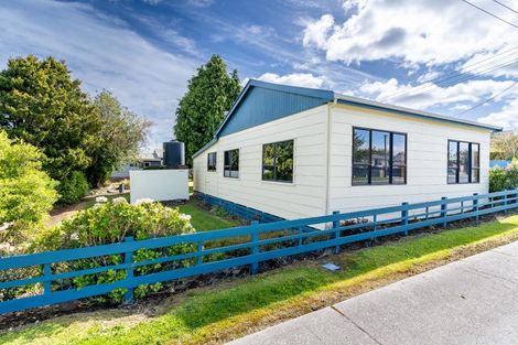 Photo of property in 1 Clark Street, Owaka, 9535