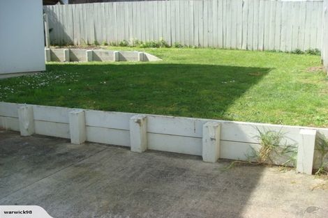 Photo of property in 5b Henry Street, Avondale, Auckland, 1026