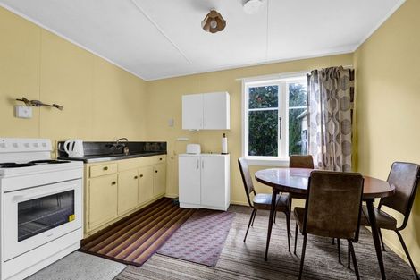 Photo of property in 2 Middlesex Street, Patea, 4520