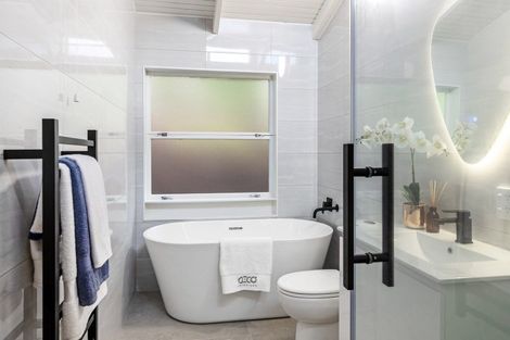 Photo of property in 157 Woodlands Park Road, Titirangi, Auckland, 0604