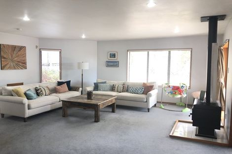 Photo of property in 33 Long Drive, Torbay, Auckland, 0630