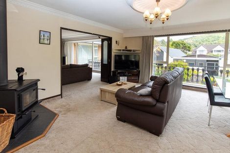 Photo of property in 77 Glenross Street, Glenross, Dunedin, 9011