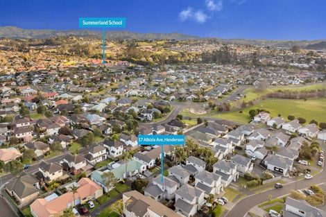 Photo of property in 17 Albizia Avenue, Henderson, Auckland, 0612
