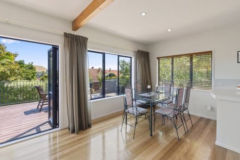 Photo of property in 4 Cove Lane, Mount Wellington, Auckland, 1060