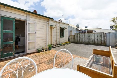 Photo of property in 85 Waldegrave Street, Palmerston North, 4410