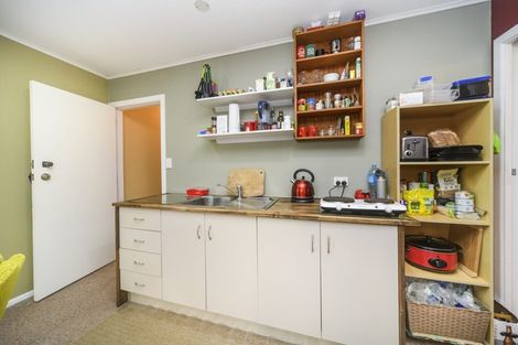 Photo of property in 651 Featherston Street, Roslyn, Palmerston North, 4414