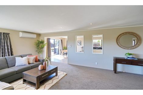 Photo of property in 12 Veitches Road, Casebrook, Christchurch, 8051