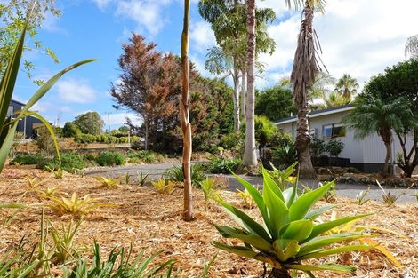 Photo of property in 2 Mission Road, Kerikeri, 0230