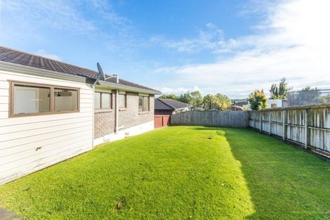 Photo of property in 1/111 Sturges Road, Henderson, Auckland, 0612