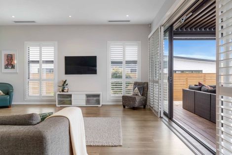 Photo of property in 80 Riverhead Point Drive, Riverhead, 0820