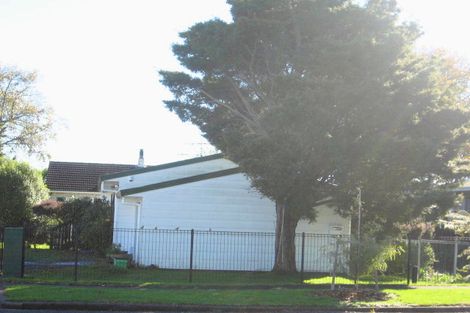 Photo of property in 2/23 Halsey Road, Manurewa, Auckland, 2102