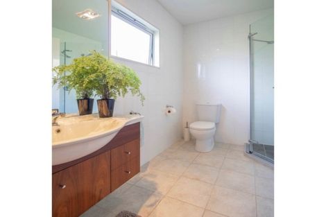 Photo of property in 182 Ilam Road, Ilam, Christchurch, 8041