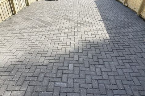 Photo of property in 17 Lemnos Place, Titirangi, Auckland, 0604