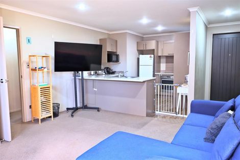 Photo of property in 1/31 Jones Crescent, Melville, Hamilton, 3206