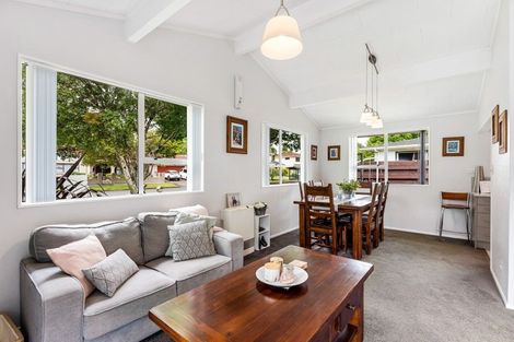 Photo of property in 141 California Drive, Totara Park, Upper Hutt, 5018