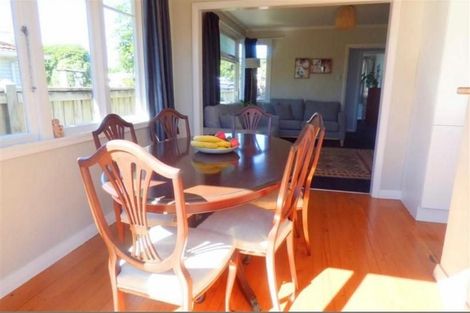 Photo of property in 1/9 Tarahua Road, Vogeltown, New Plymouth, 4310