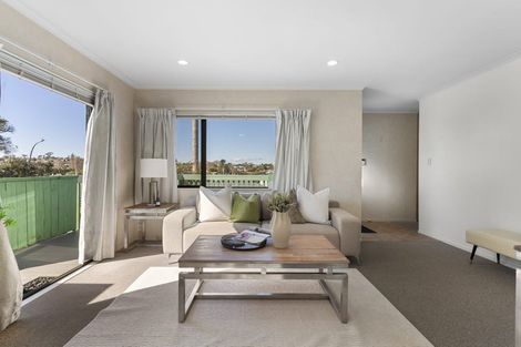 Photo of property in 1a Eaglen Place, Howick, Auckland, 2010