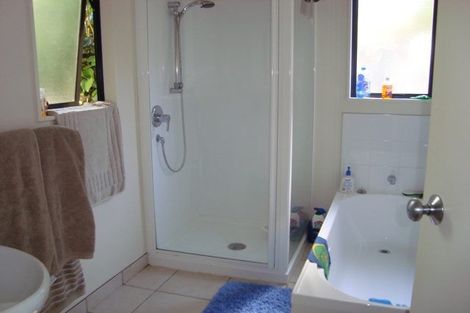 Photo of property in 11 Monkton Close, Greenhithe, Auckland, 0632